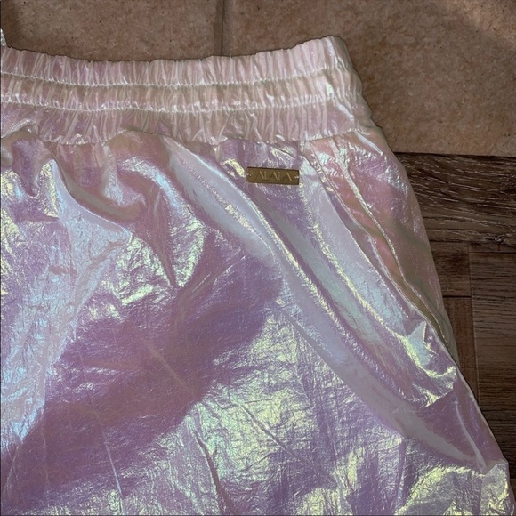 ALALA Etoile Iridescent Opal High Rise Running Athletic Shorts NEW Small - Picture 7 of 7